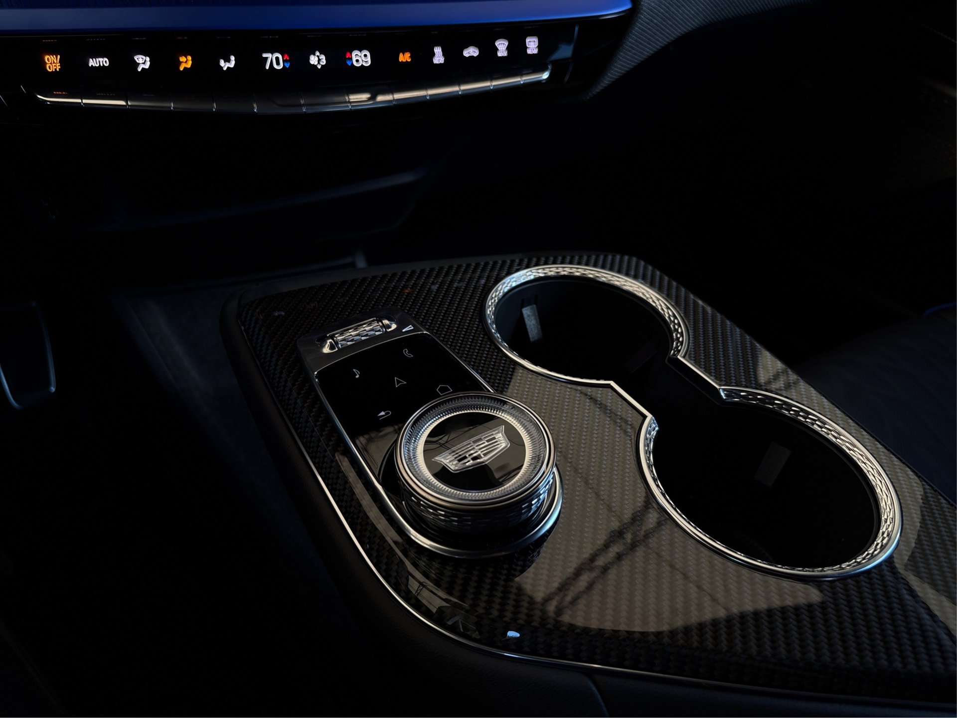 New 2026 Cadillac Optiq V AWD/4WD image 26