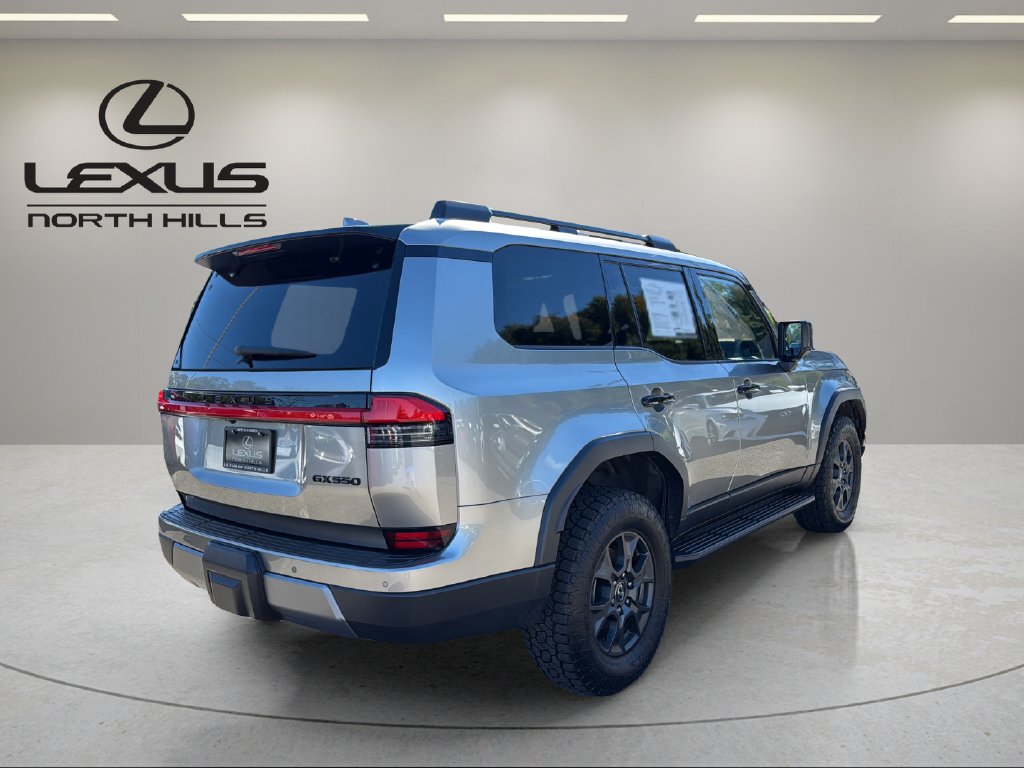 Used 2024 Lexus GX 550 AWD/4WD image 6