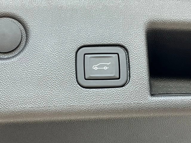 Used 2024 Chevrolet Equinox LT FWD image 21
