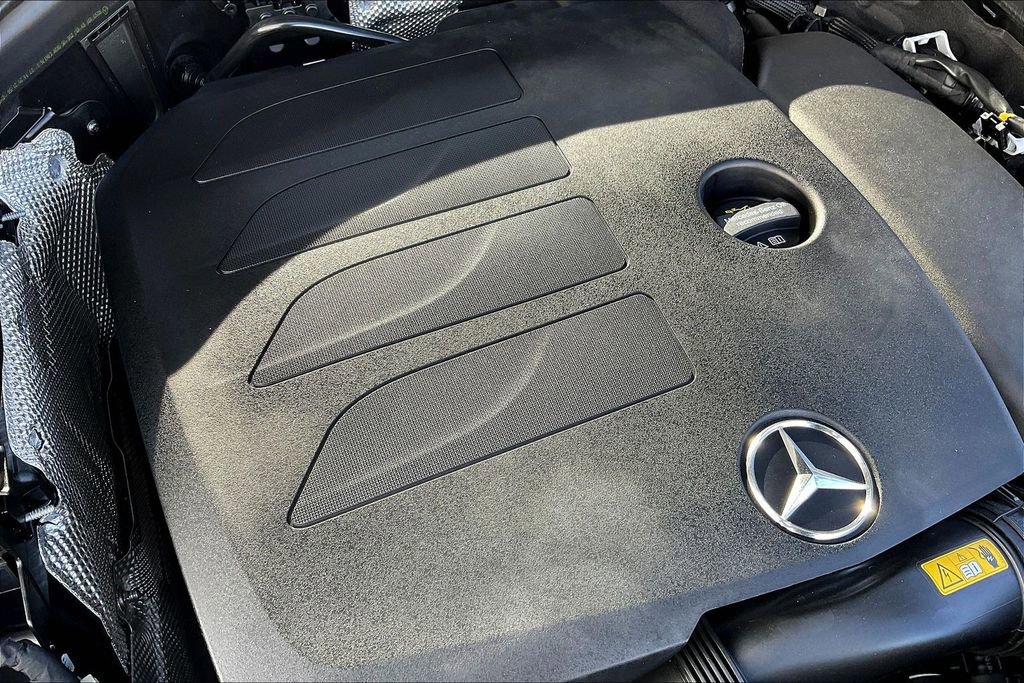 Used 2021 Mercedes-Benz GLC 300 4MATIC image 30