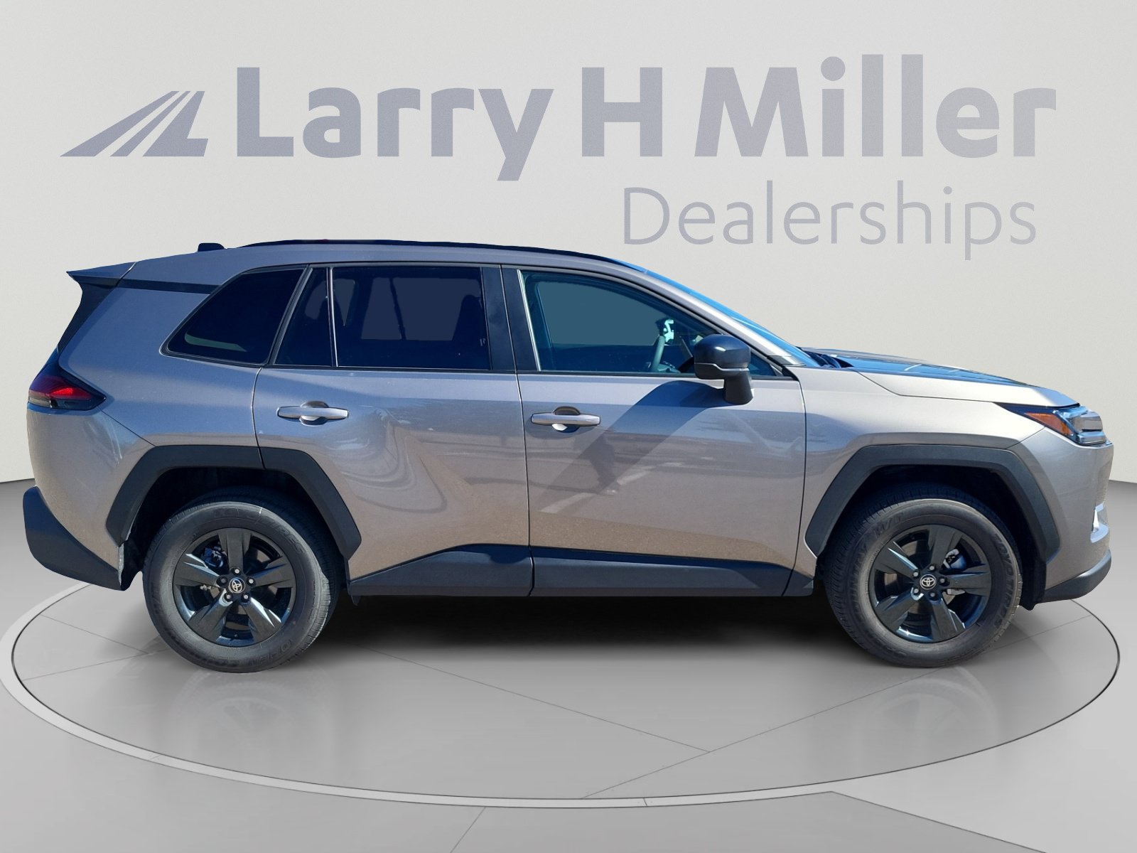 Used 2026 Toyota RAV4 LE AWD/4WD image 6