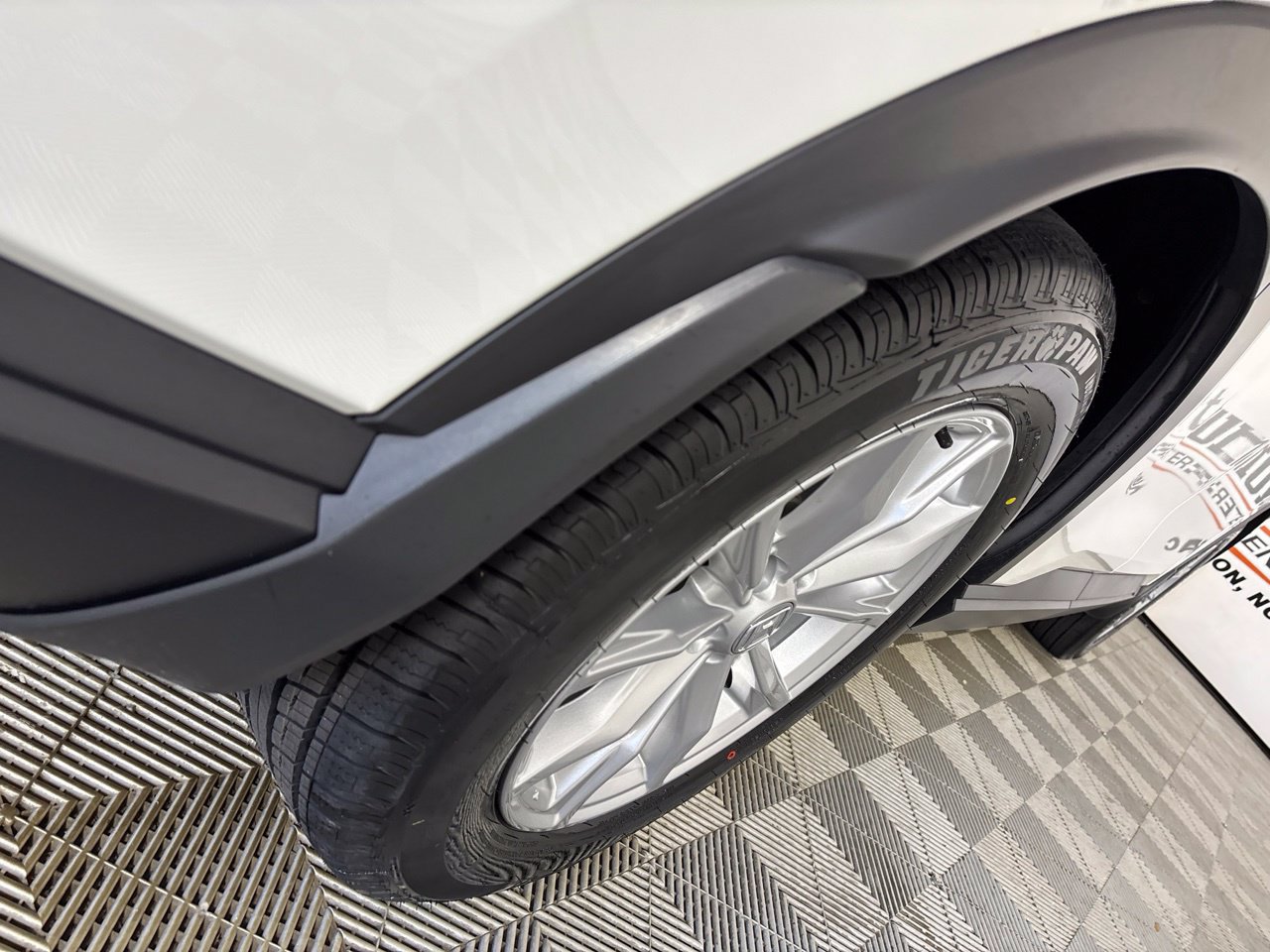 Used 2024 Honda CR-V EX-L image 34