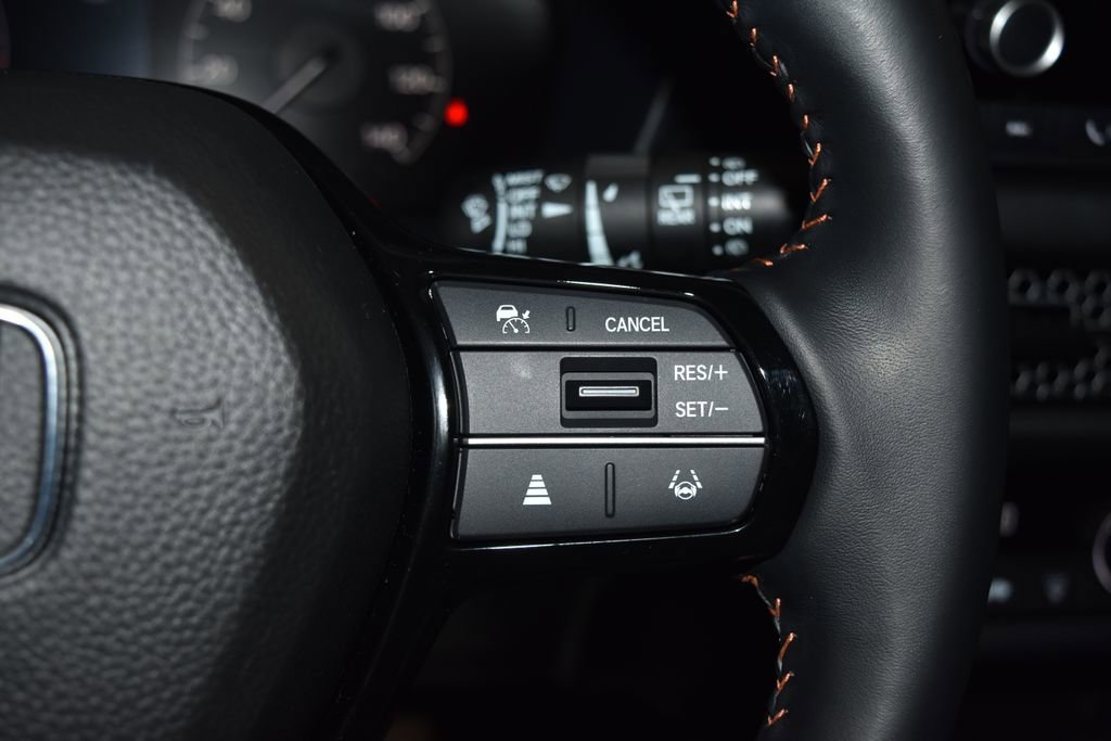 Used 2025 Honda HR-V Sport image 9