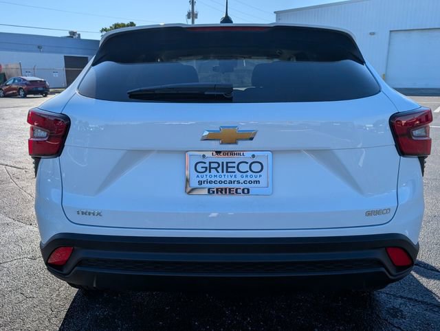New 2026 Chevrolet Trax LS image 8