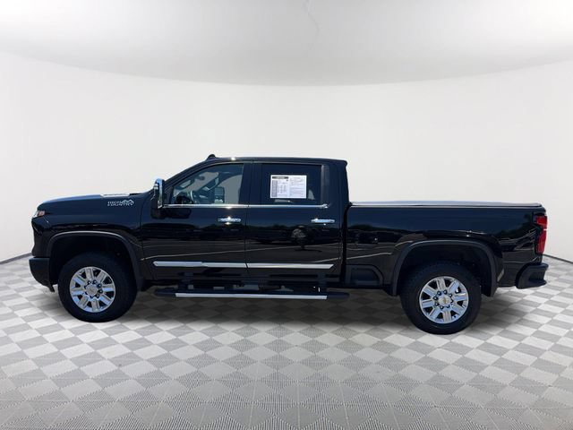 Used 2025 Chevrolet Silverado 3500 High Country w/ High Country Premium Package AWD/4WD image 8