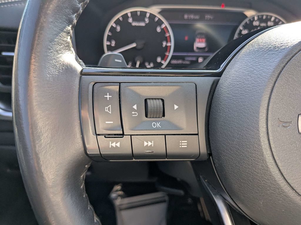 Used 2023 Nissan Rogue SV w/ SV Premium B Package FWD image 26