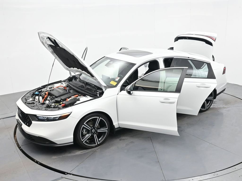 Used 2024 Honda Accord Sport image 31