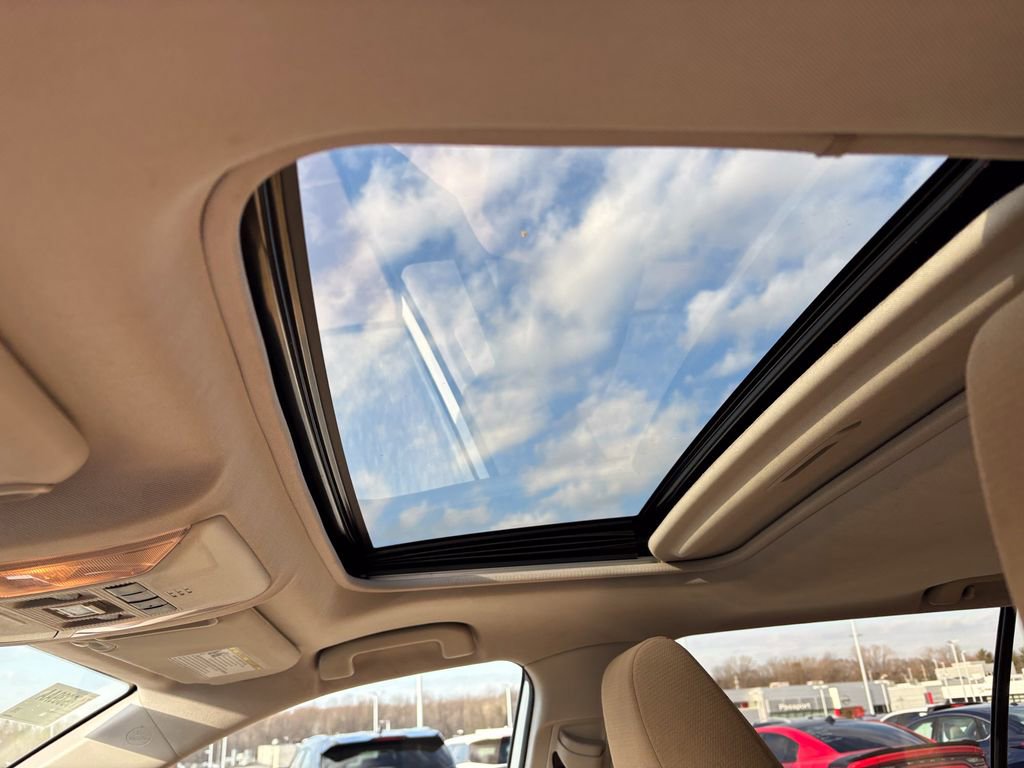 Used 2019 Toyota RAV4 XLE image 15