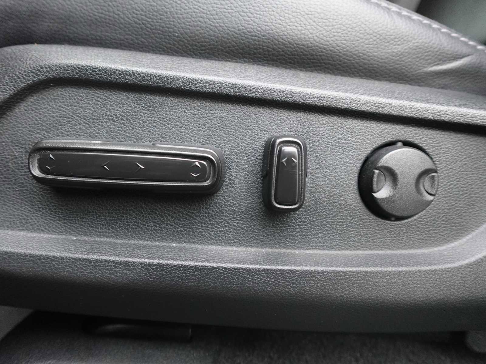 Certified 2023 Honda Pilot EX-L image 14