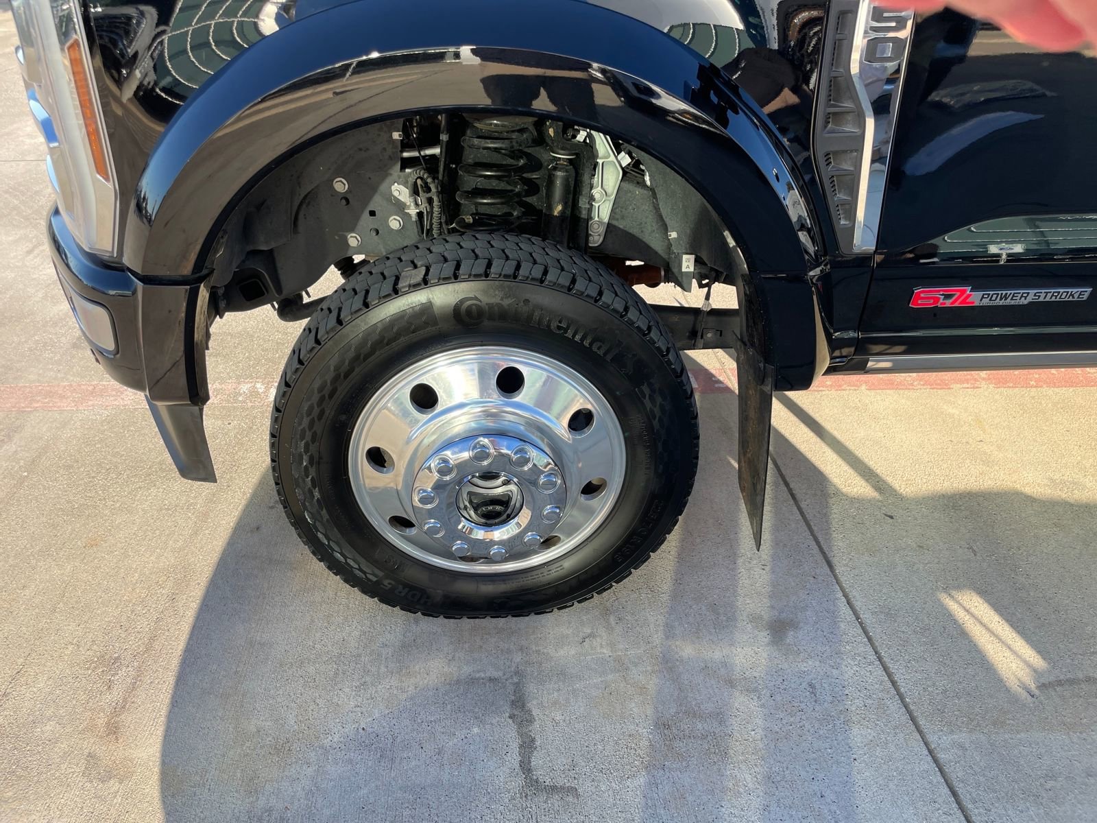 Used 2024 Ford F450 Limited w/ FX4 Off-Road Package image 29