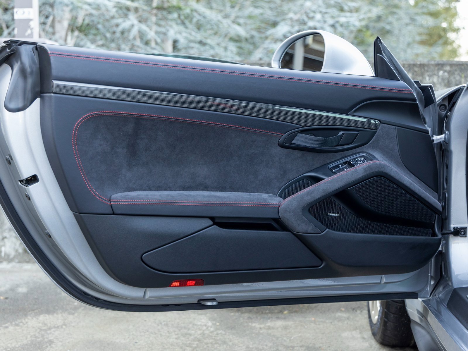 Certified 2018 Porsche 911 GT2 RS image 34