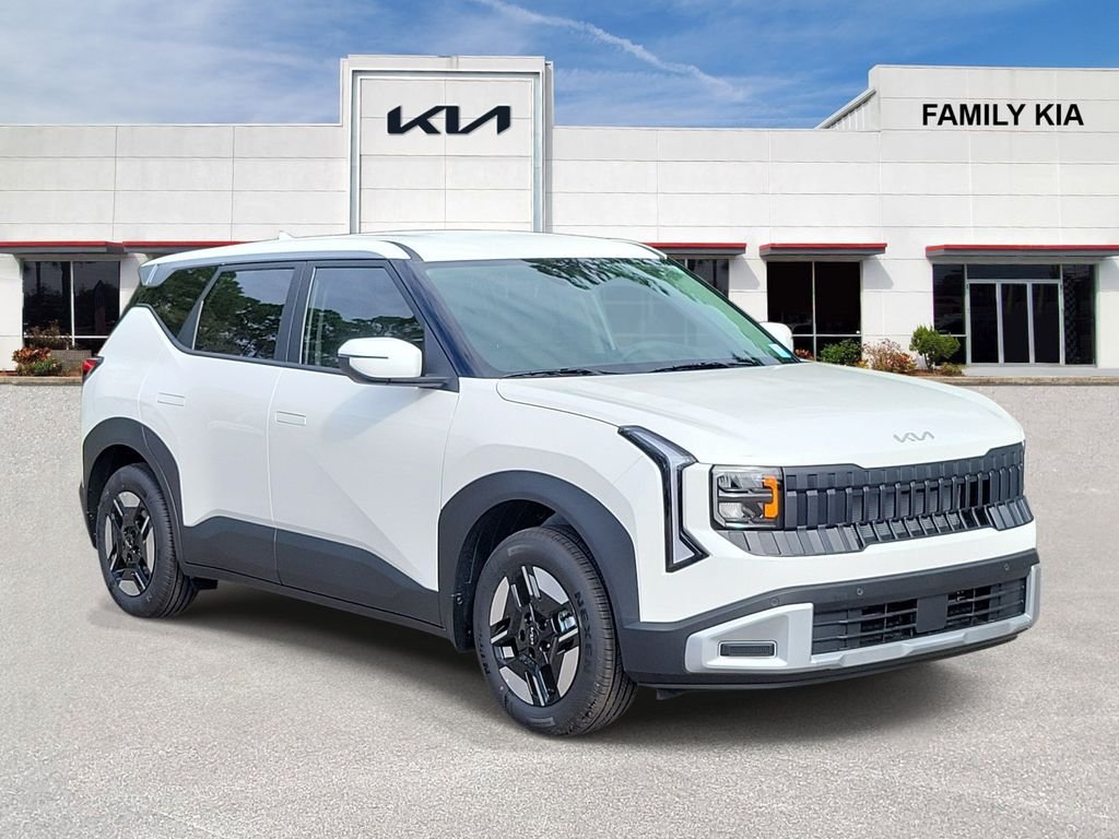 New 2027 Kia Seltos LX