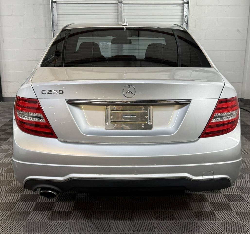 Used 2013 Mercedes-Benz C 250 Sedan image 5