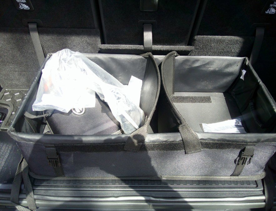 Used 2023 Land Rover Defender 130 X-Dynamic SE image 59