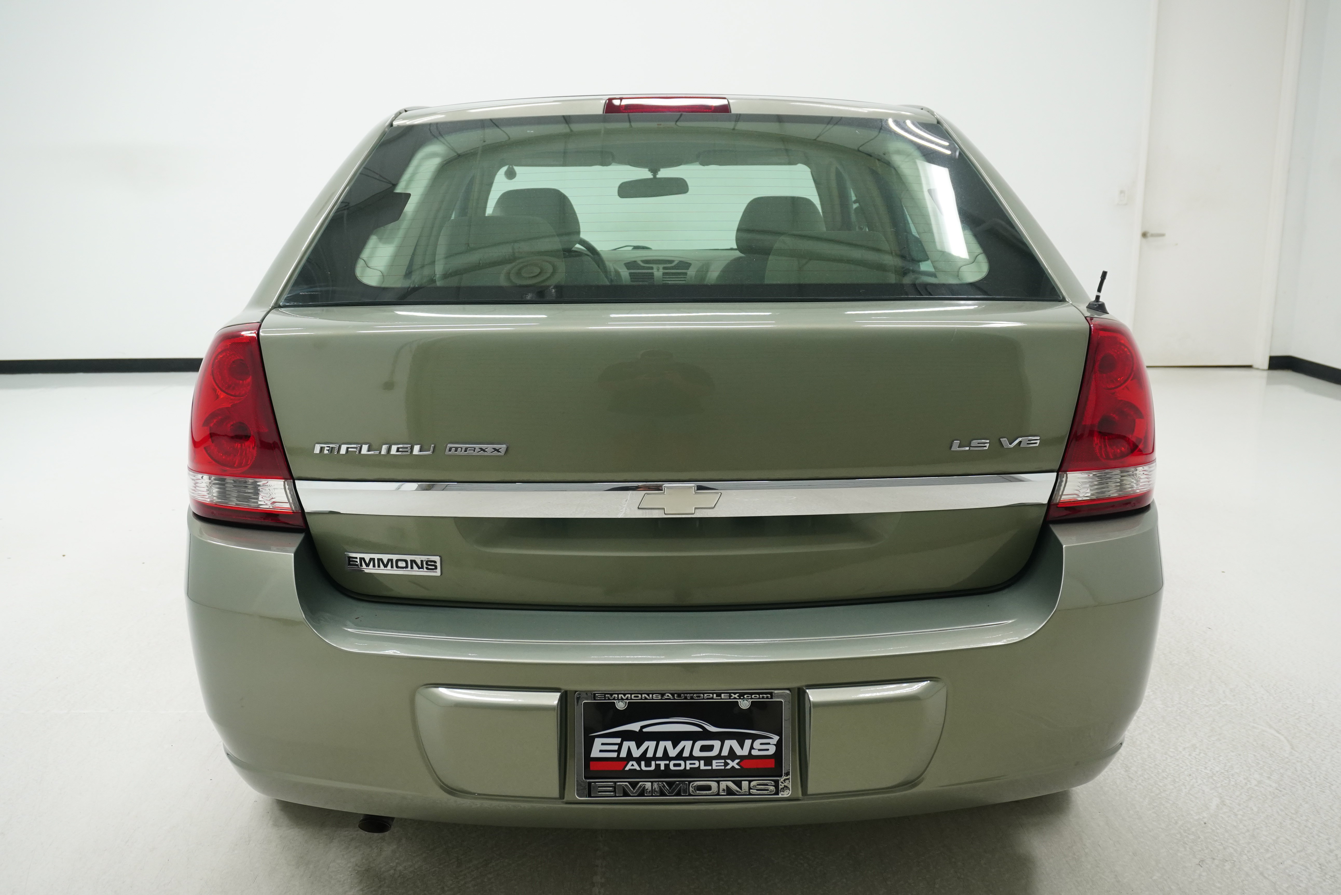 Used 2004 Chevrolet Malibu LS FWD image 5