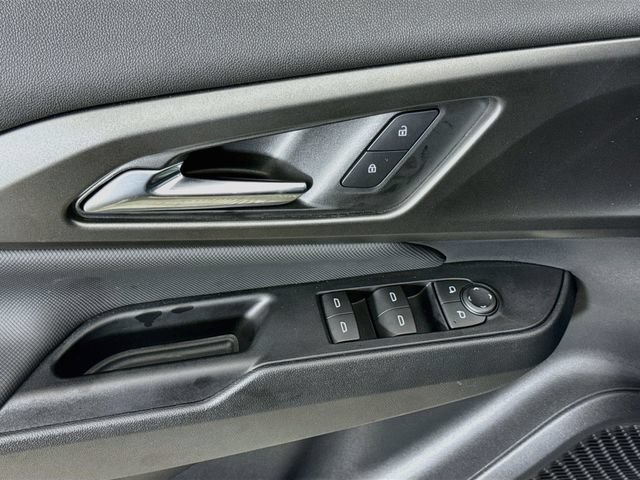 Used 2026 Chevrolet Equinox EV LT w/ Comfort Package FWD image 18