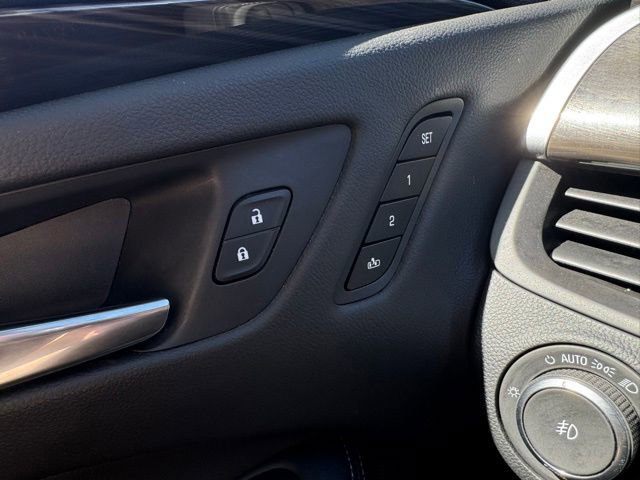 Used 2019 Buick Envision Essence FWD image 22