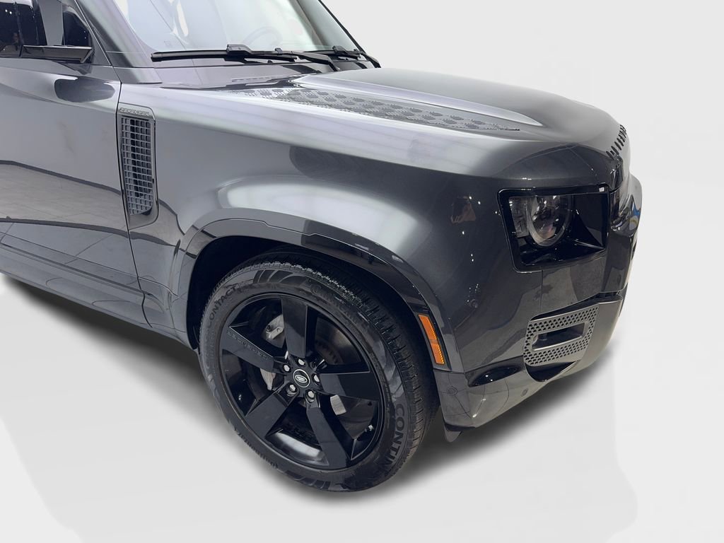 Used 2024 Land Rover Defender 130 Outbound image 17