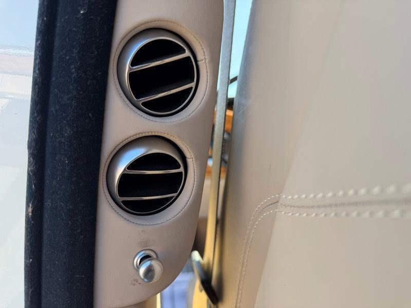 Used 2006 Rolls-Royce Phantom Sedan RWD image 36