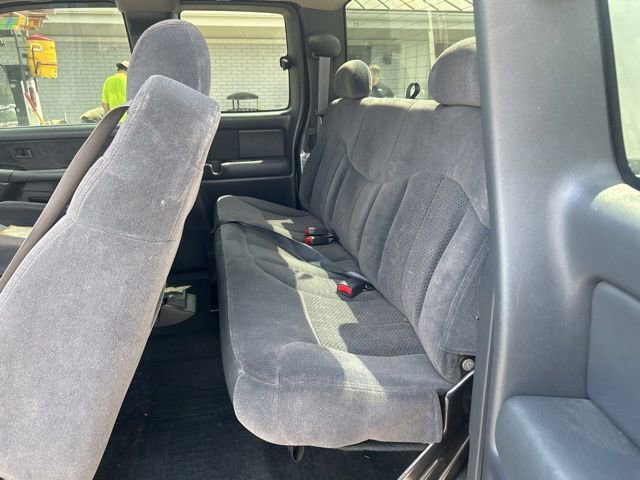 Used 2002 Chevrolet Silverado 2500 LS w/ Electrical Convenience Pkg AWD/4WD image 7