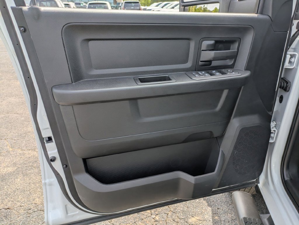 New 2026 RAM 3500 Tradesman RWD image 9
