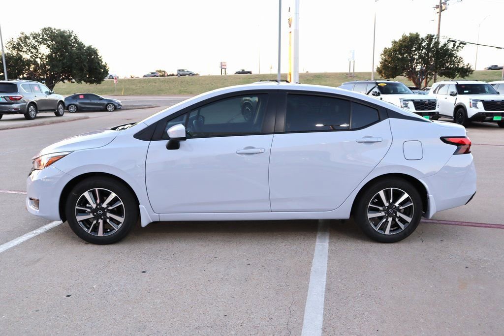 New 2025 Nissan Versa SV w/ Trunk Package FWD image 2