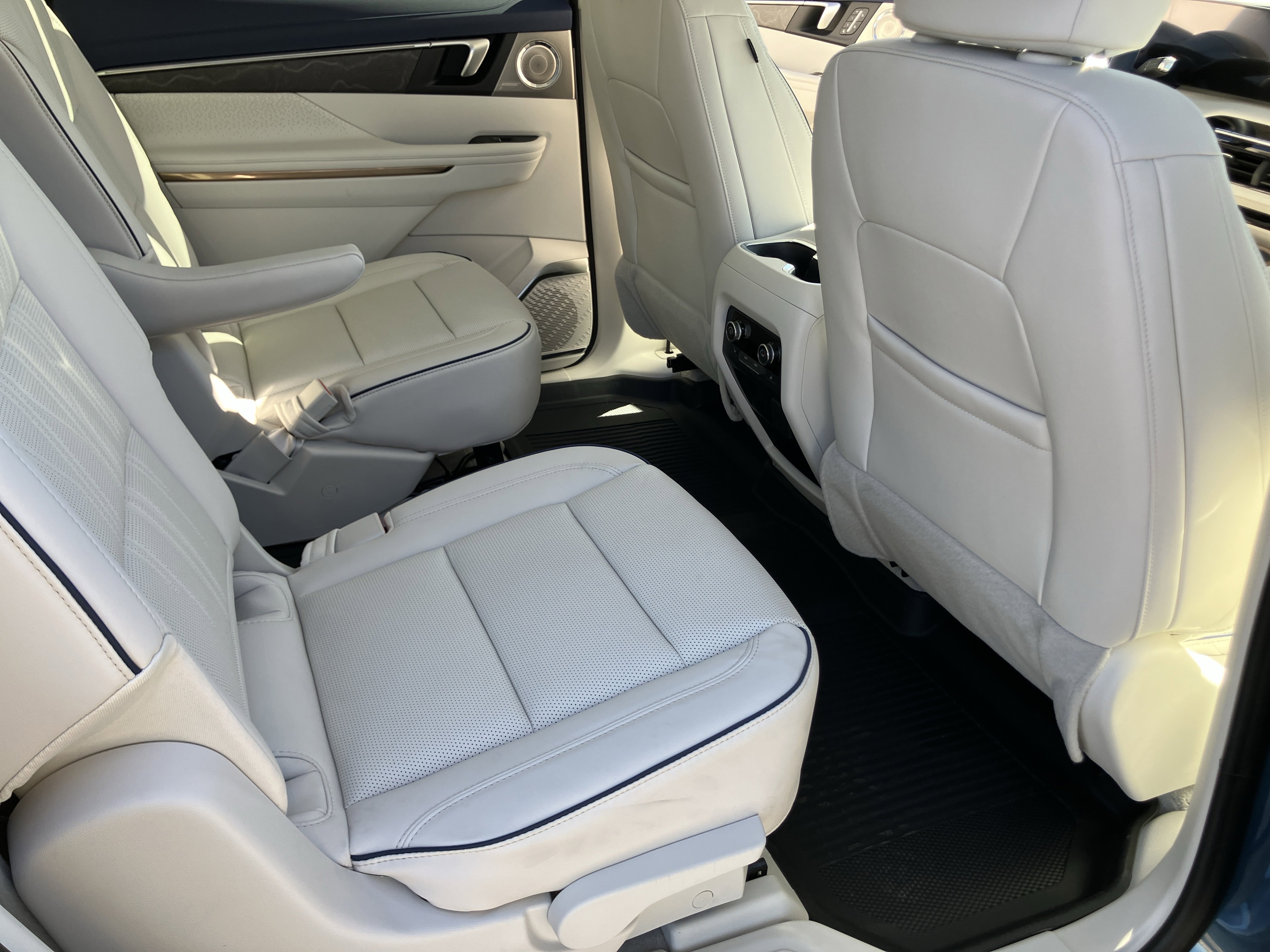 New 2026 Buick Enclave Avenir w/ Super Cruise Package image 16