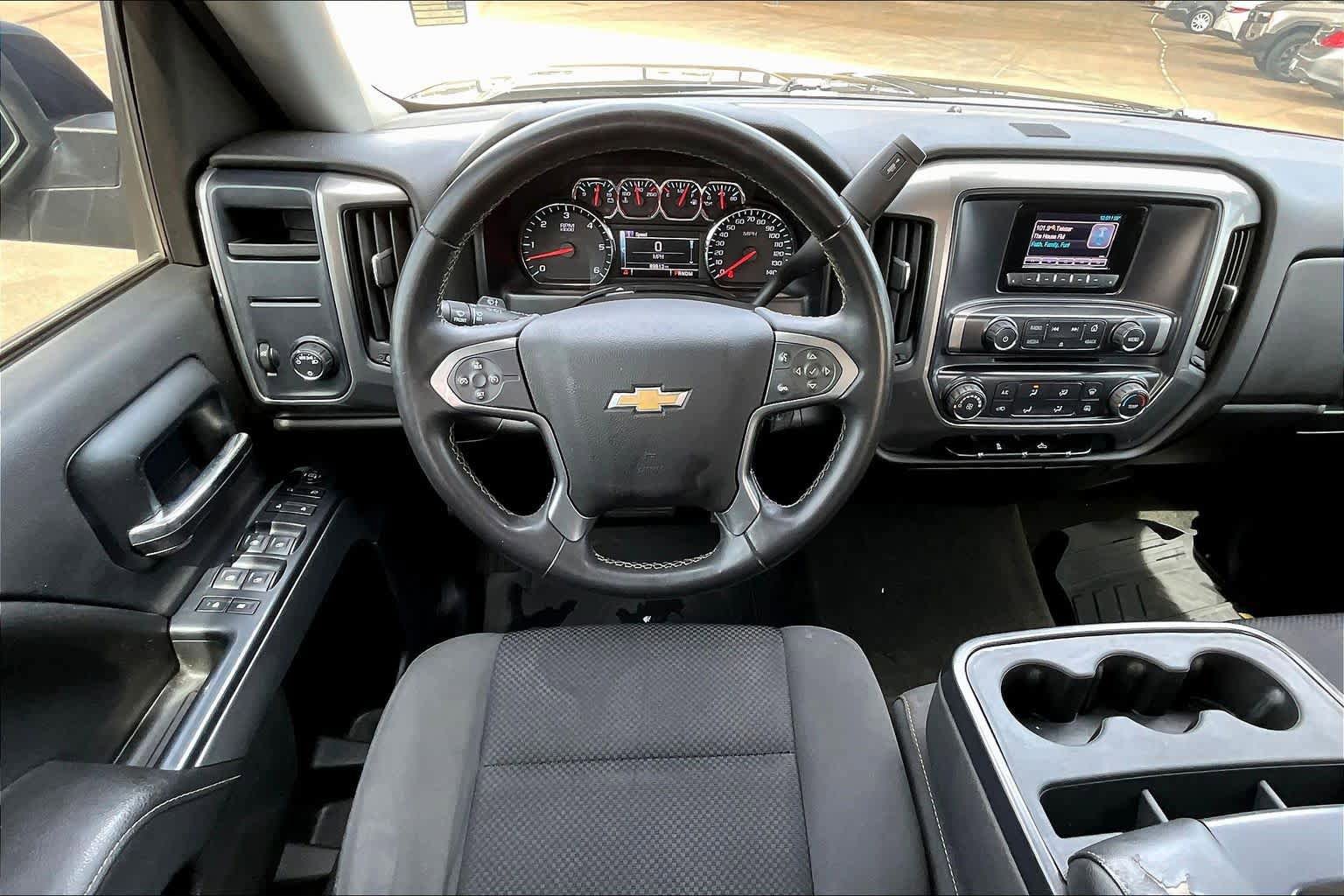 Used 2014 Chevrolet Silverado 1500 LT w/ Chrome Essentials Package RWD image 6