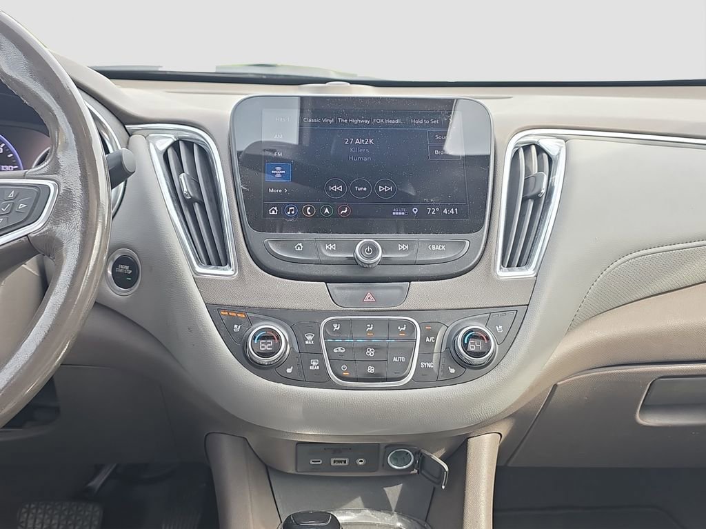 Used 2019 Chevrolet Malibu Premier w/ Sun and Wheel Package image 14