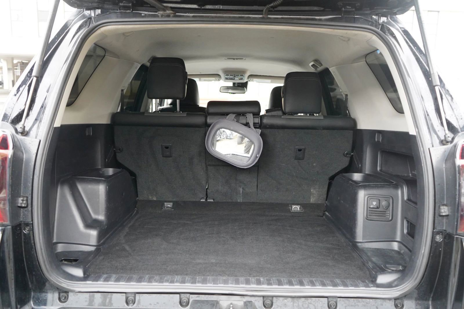 Used 2022 Toyota 4Runner SR5 Premium image 26