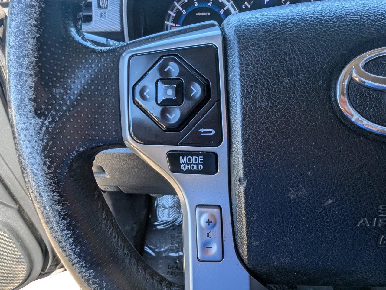Used 2016 Toyota 4Runner Limited AWD/4WD image 14