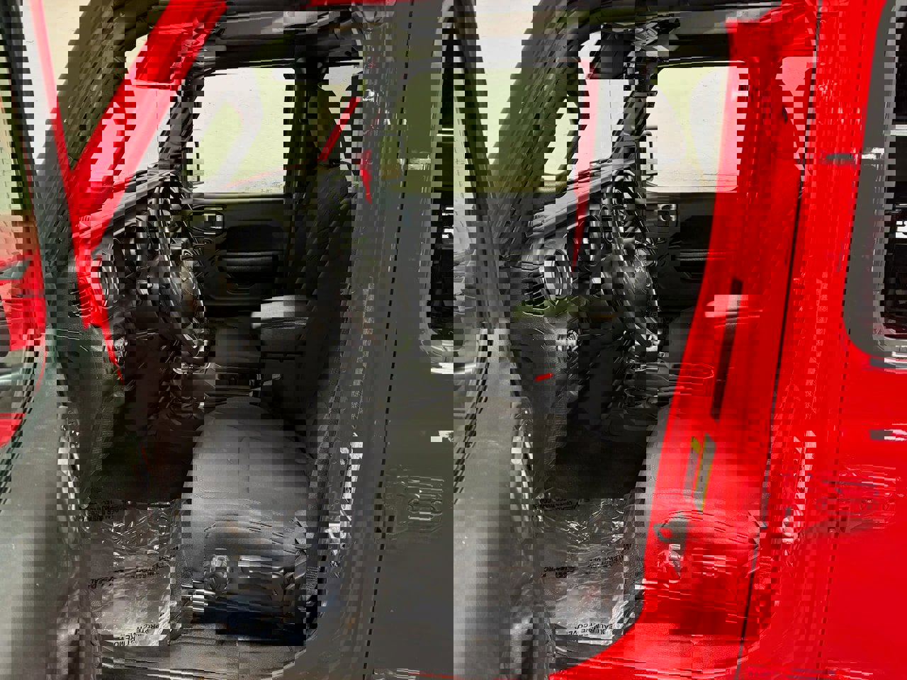 Used 2022 Jeep Gladiator Willys image 3