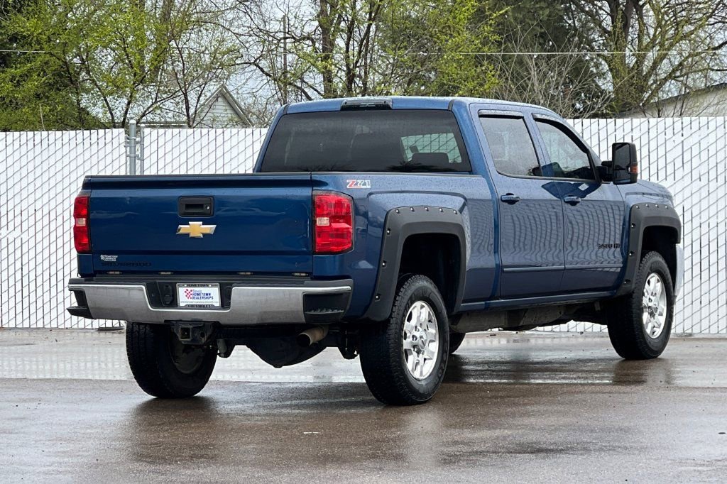Used 2015 Chevrolet Silverado 3500 LT w/ LT Convenience Package AWD/4WD image 4
