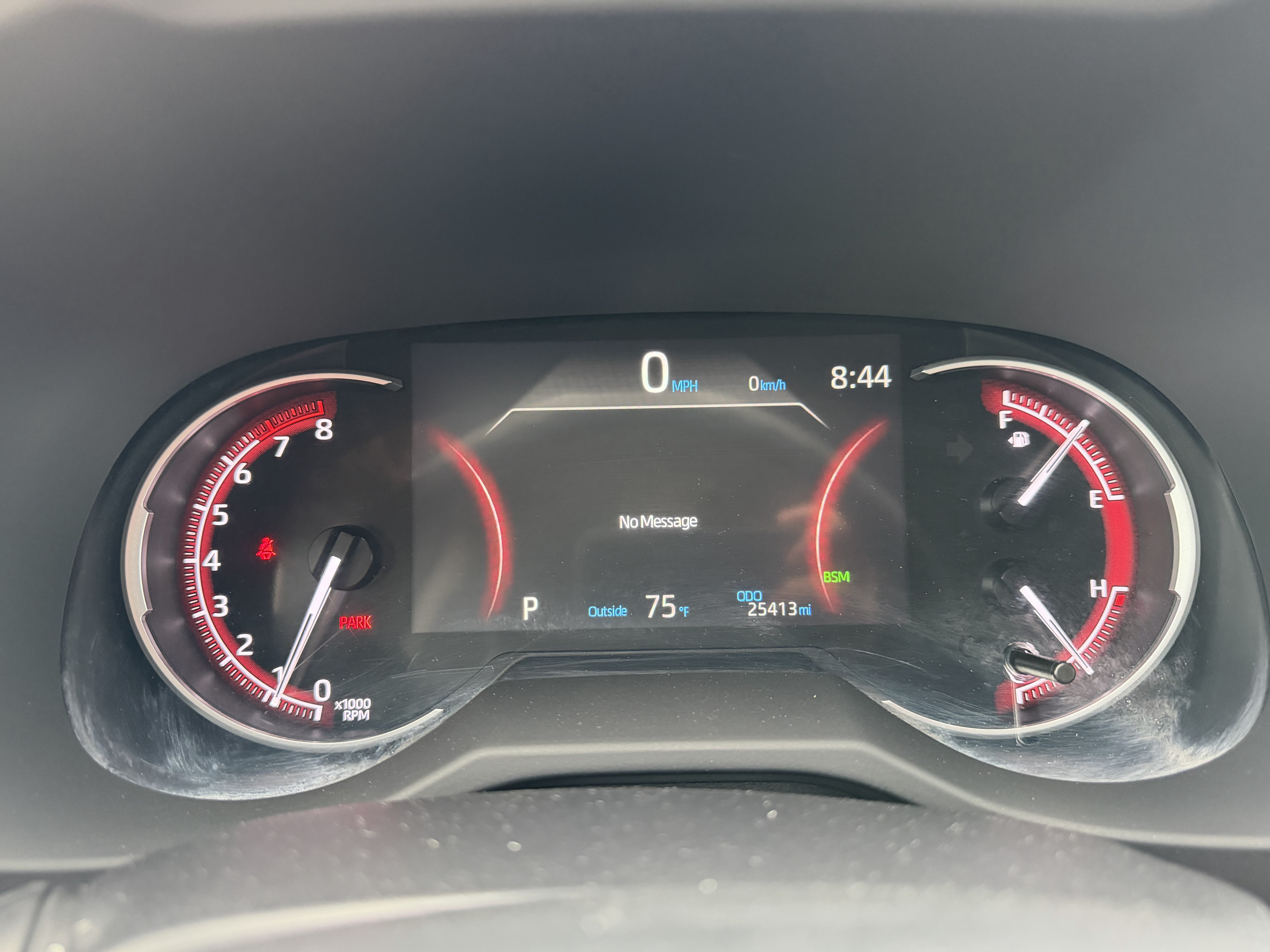 Used 2025 Toyota RAV4 XLE FWD image 35
