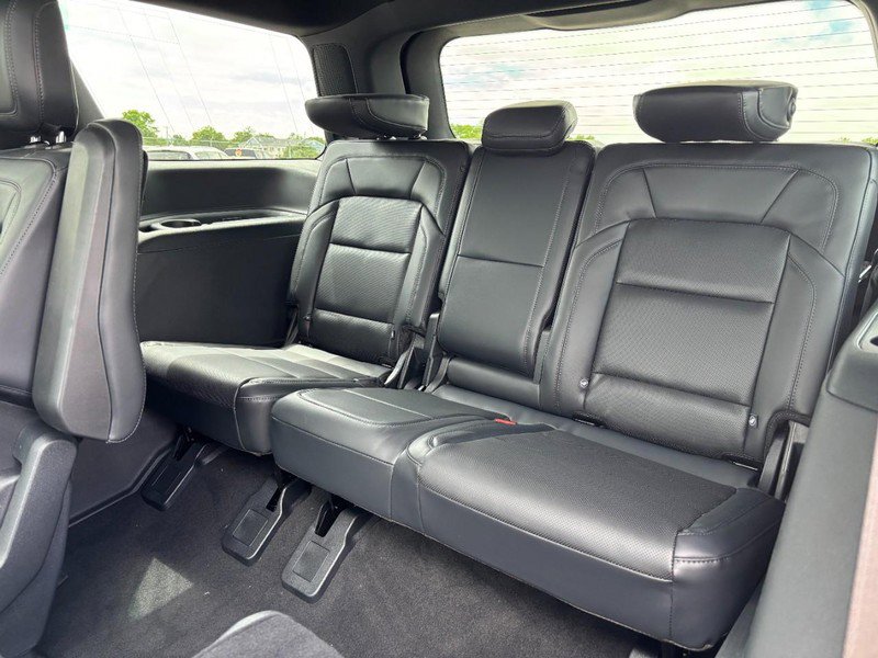New 2026 Lincoln Navigator Reserve AWD/4WD image 10