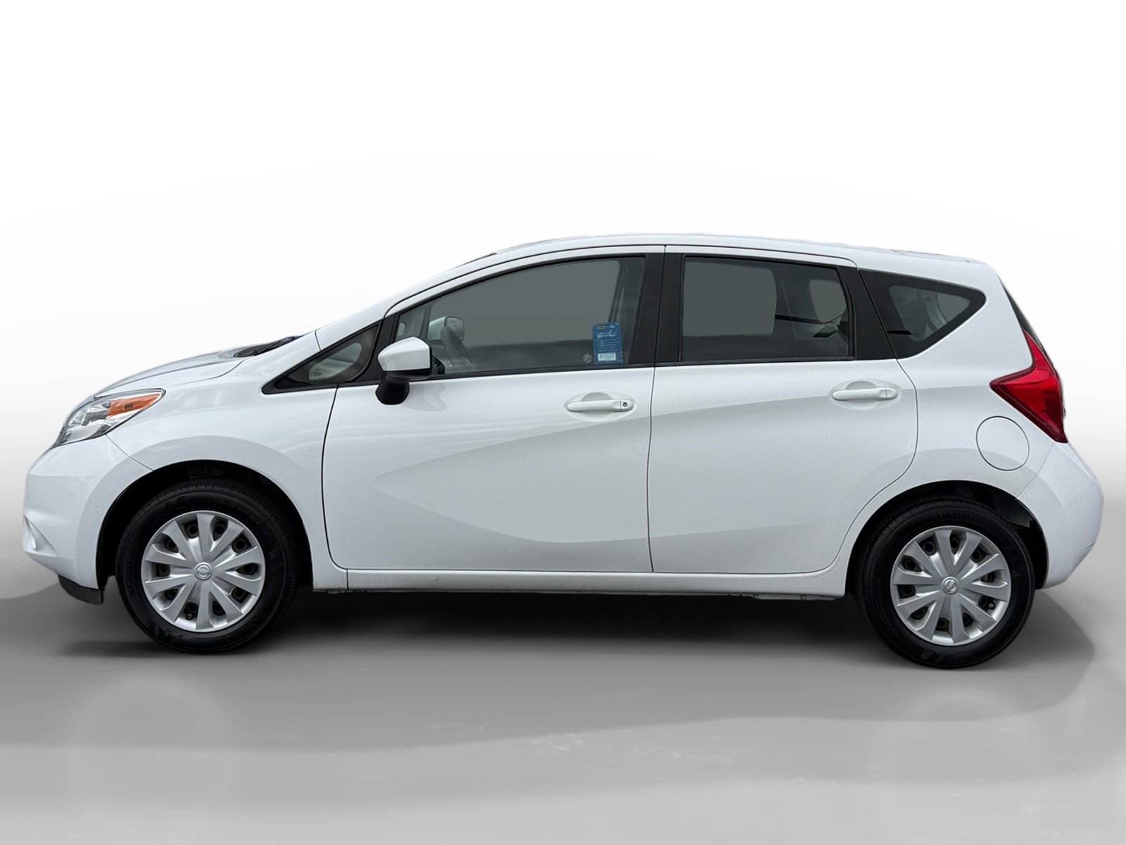 Used 2015 Nissan Versa Note S Plus FWD image 2