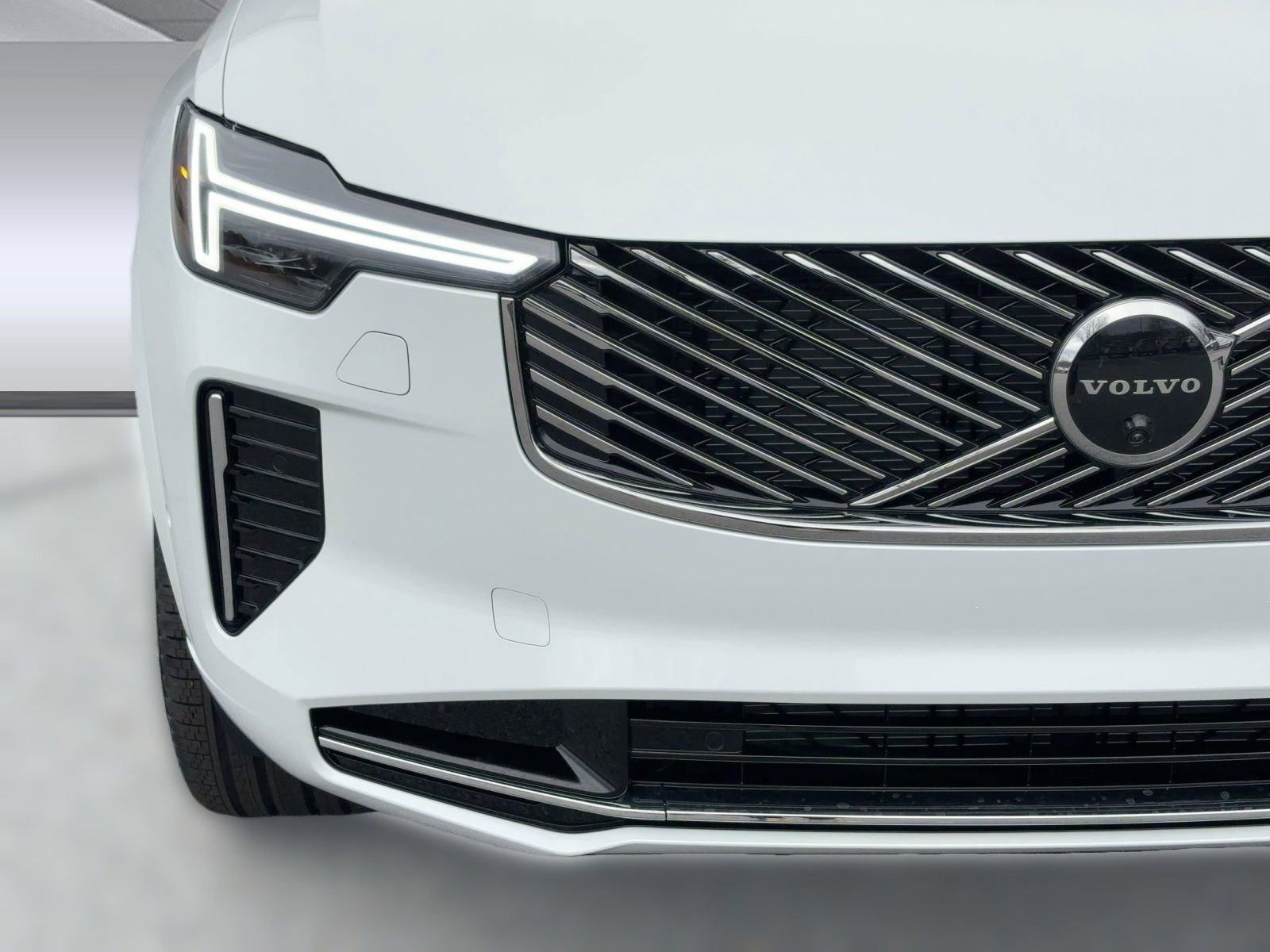 New 2026 Volvo XC90 B6 Ultra image 28