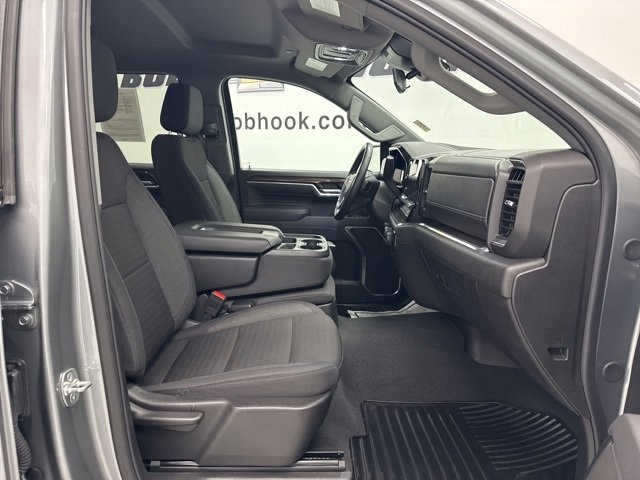 Used 2025 Chevrolet Silverado 1500 LT image 32