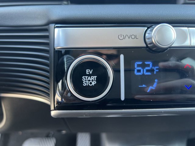 New 2023 Hyundai Ioniq 5 SEL image 31