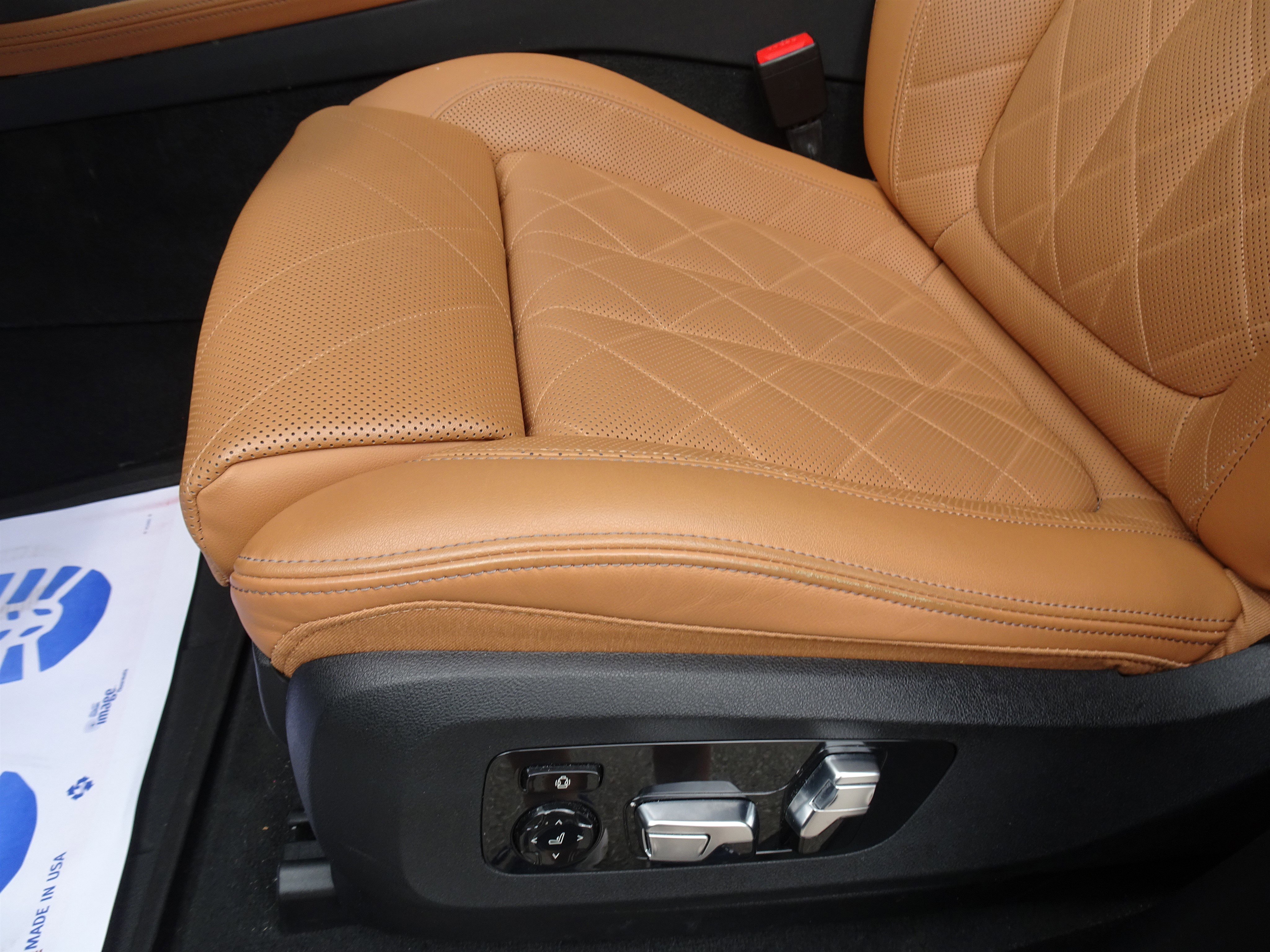 Used 2023 BMW X7 xDrive40i w/ Premium Package image 10