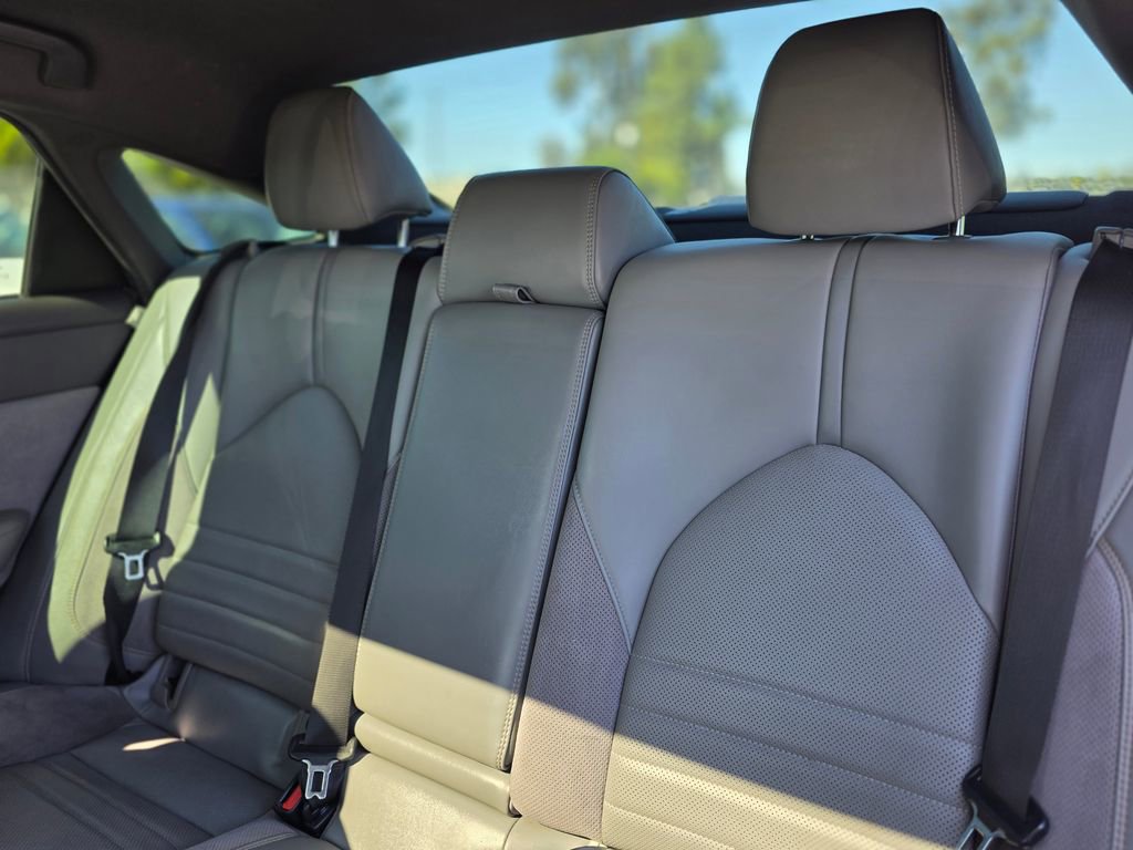 Used 2019 Toyota Avalon Touring w/ Carpet Mat Package image 13