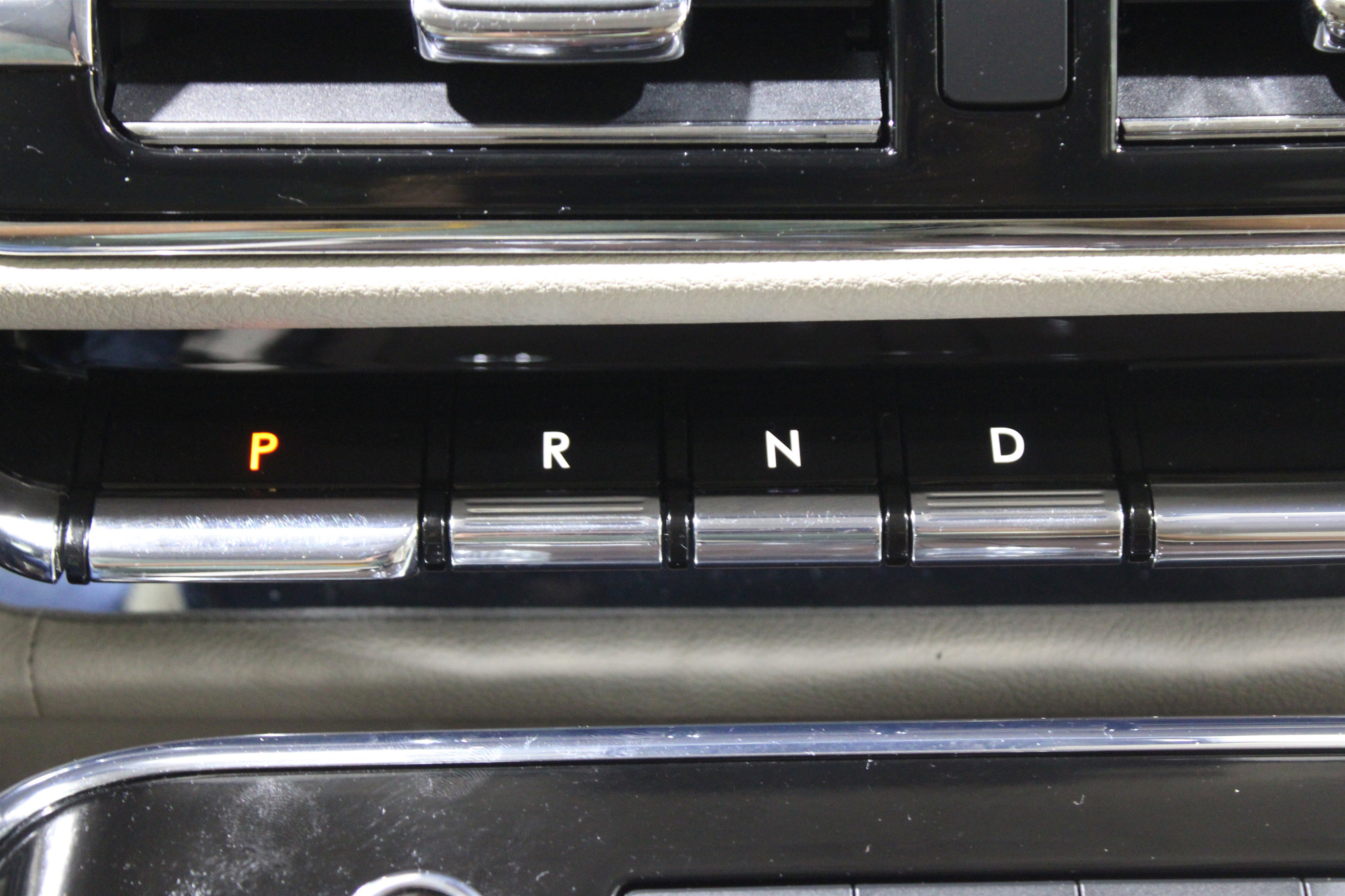 Used 2021 Lincoln Navigator Reserve w/ Luxury Package AWD/4WD image 23