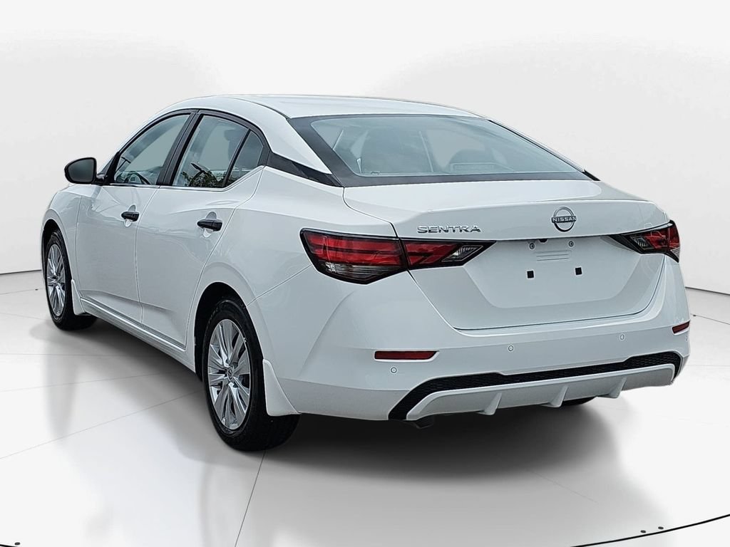 Used 2025 Nissan Sentra S FWD image 8