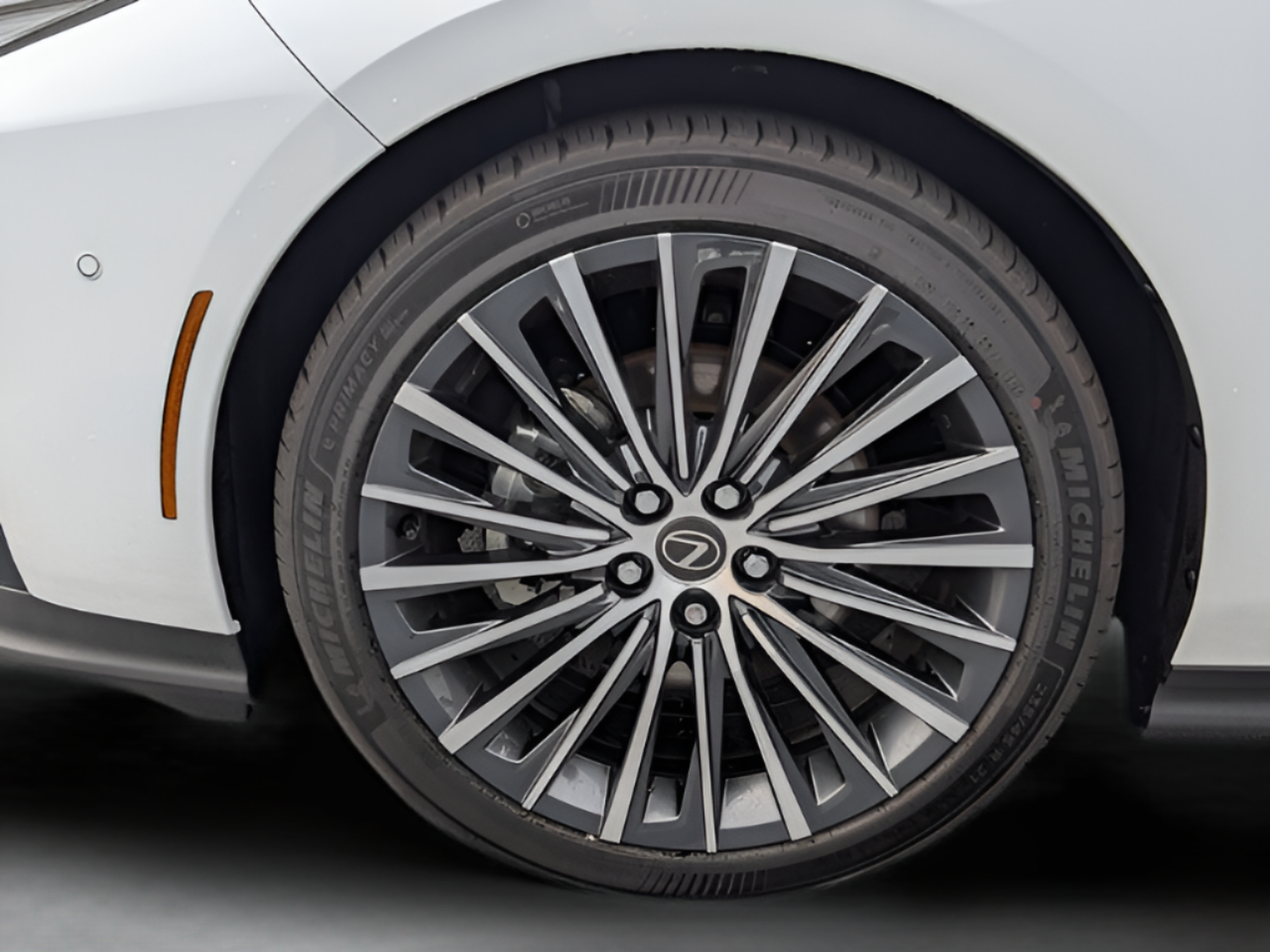 New 2026 Lexus ES 350e w/ Accessory Package (Z2) FWD image 34