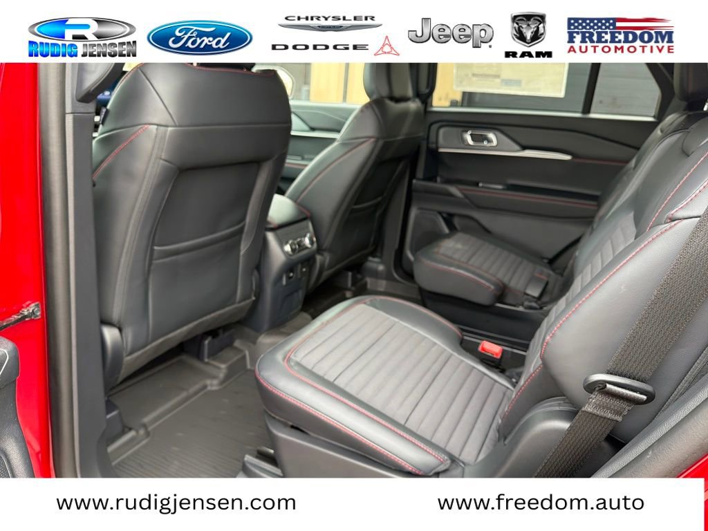 New 2026 Ford Explorer ST-Line image 12