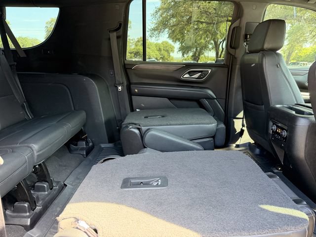 Used 2022 Chevrolet Suburban Z71 w/ Z71 Off-Road Package AWD/4WD image 19