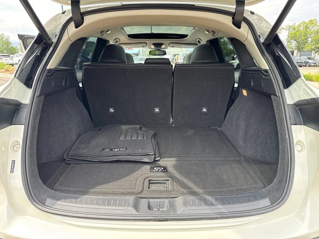 Used 2021 INFINITI QX50 Luxe w/ Cargo Package AWD/4WD image 25