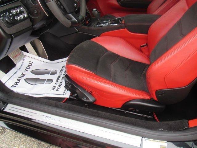 Used 2014 Maserati GranTurismo Sport RWD image 23