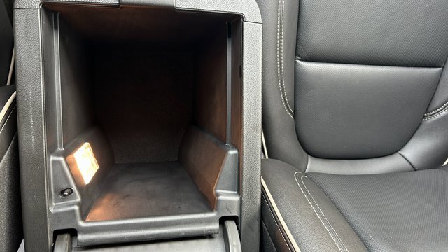 Certified 2023 Chevrolet Traverse Premier w/ Redline Edition image 33