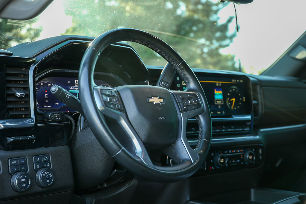 Used 2024 Chevrolet Silverado 2500 LTZ w/ LTZ Plus Package AWD/4WD image 39